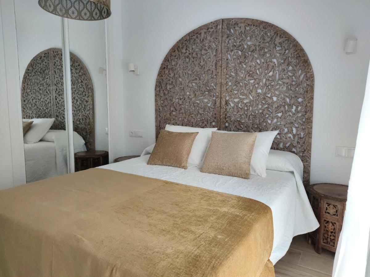 La Posada De Lola - Adults Only Hotel Bolonia Buitenkant foto