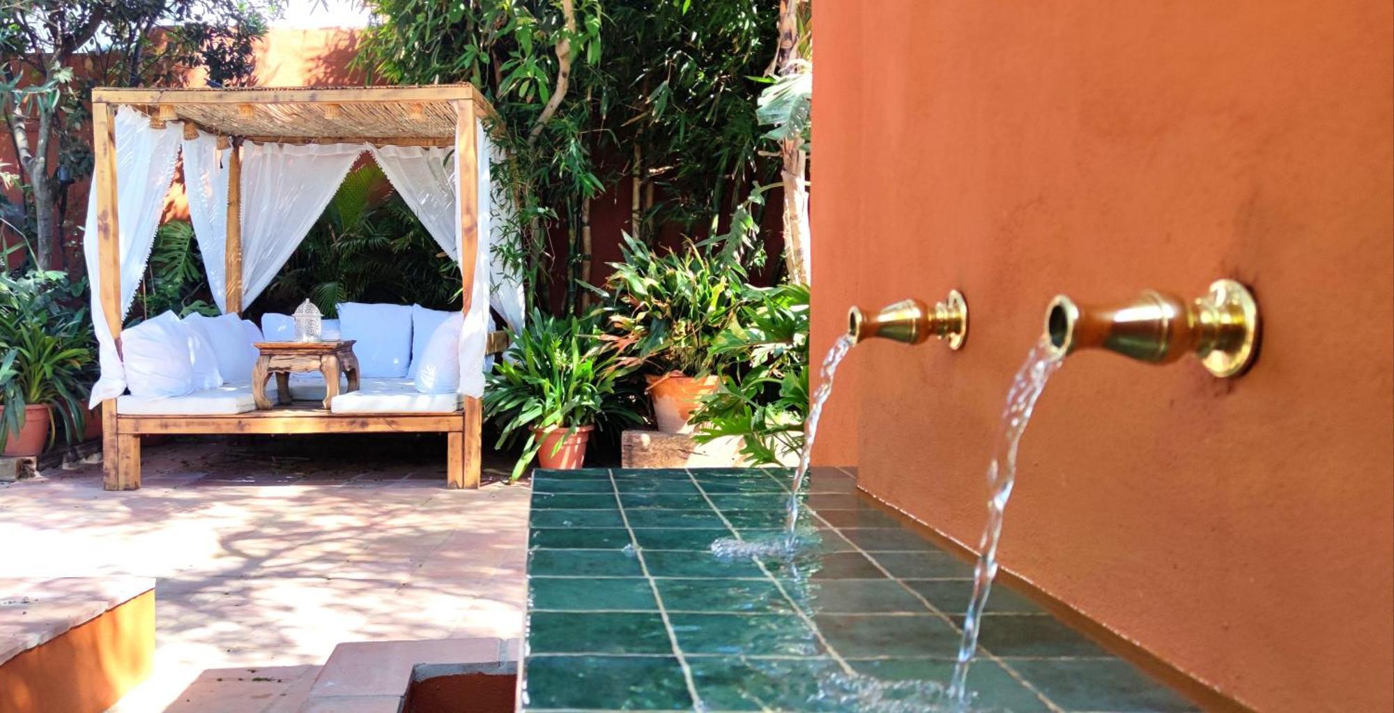 La Posada De Lola - Adults Only Hotel Bolonia Buitenkant foto